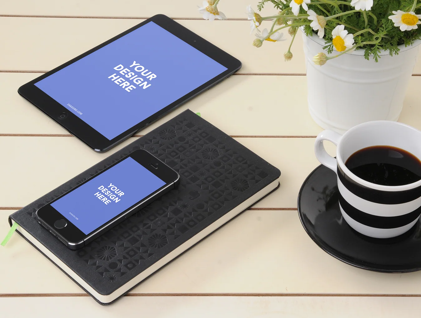 7 iPhone Photo Mockups 2