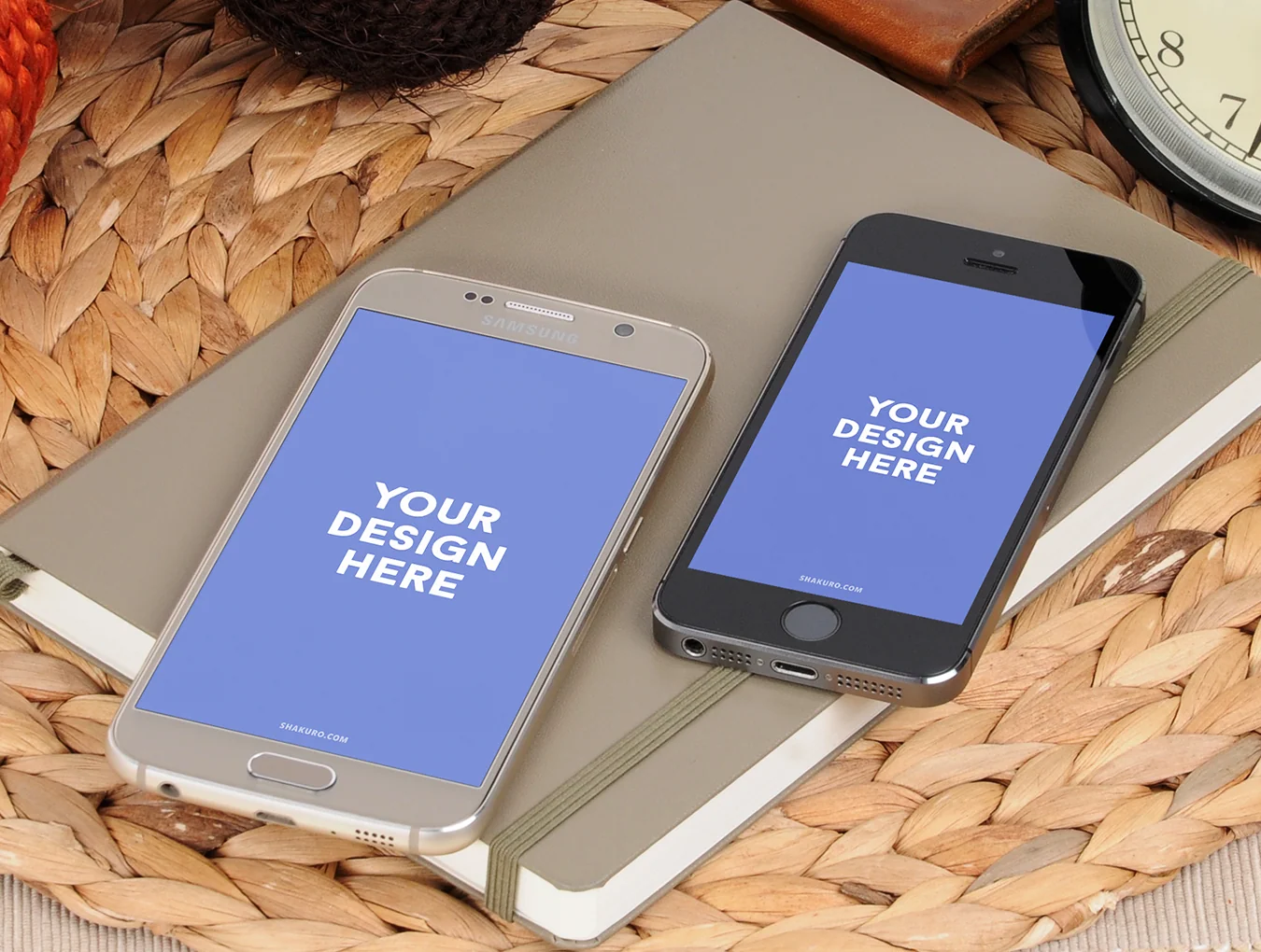 7 iPhone Photo Mockups 5