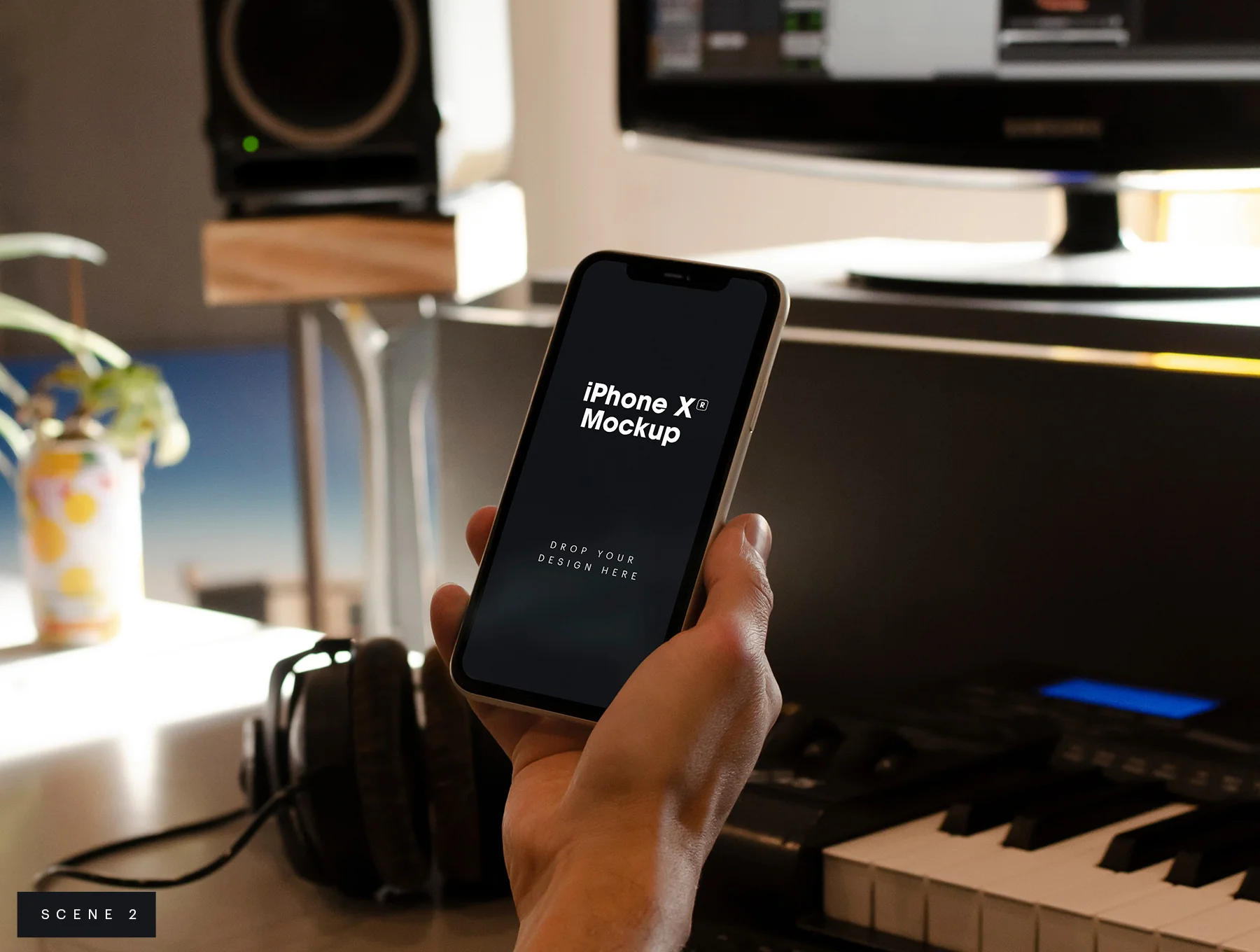 7 iPhone XR Mockups 3