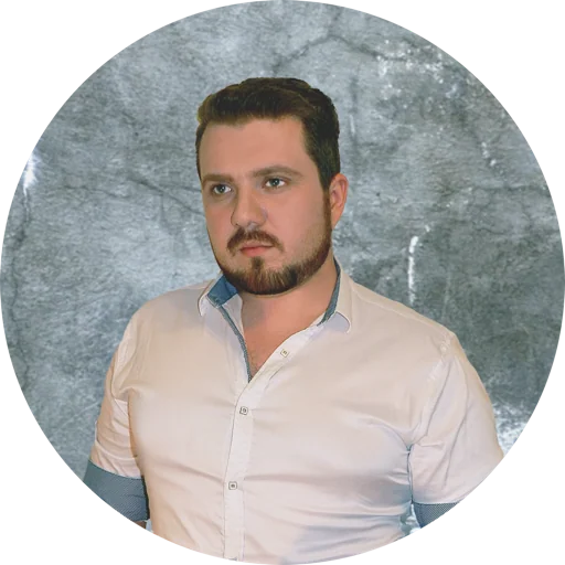 Roman Bova