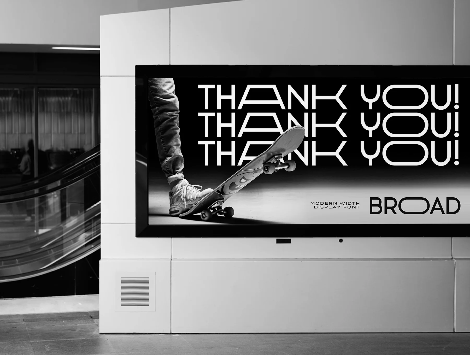 BROAD - Modern Width Display Font 8
