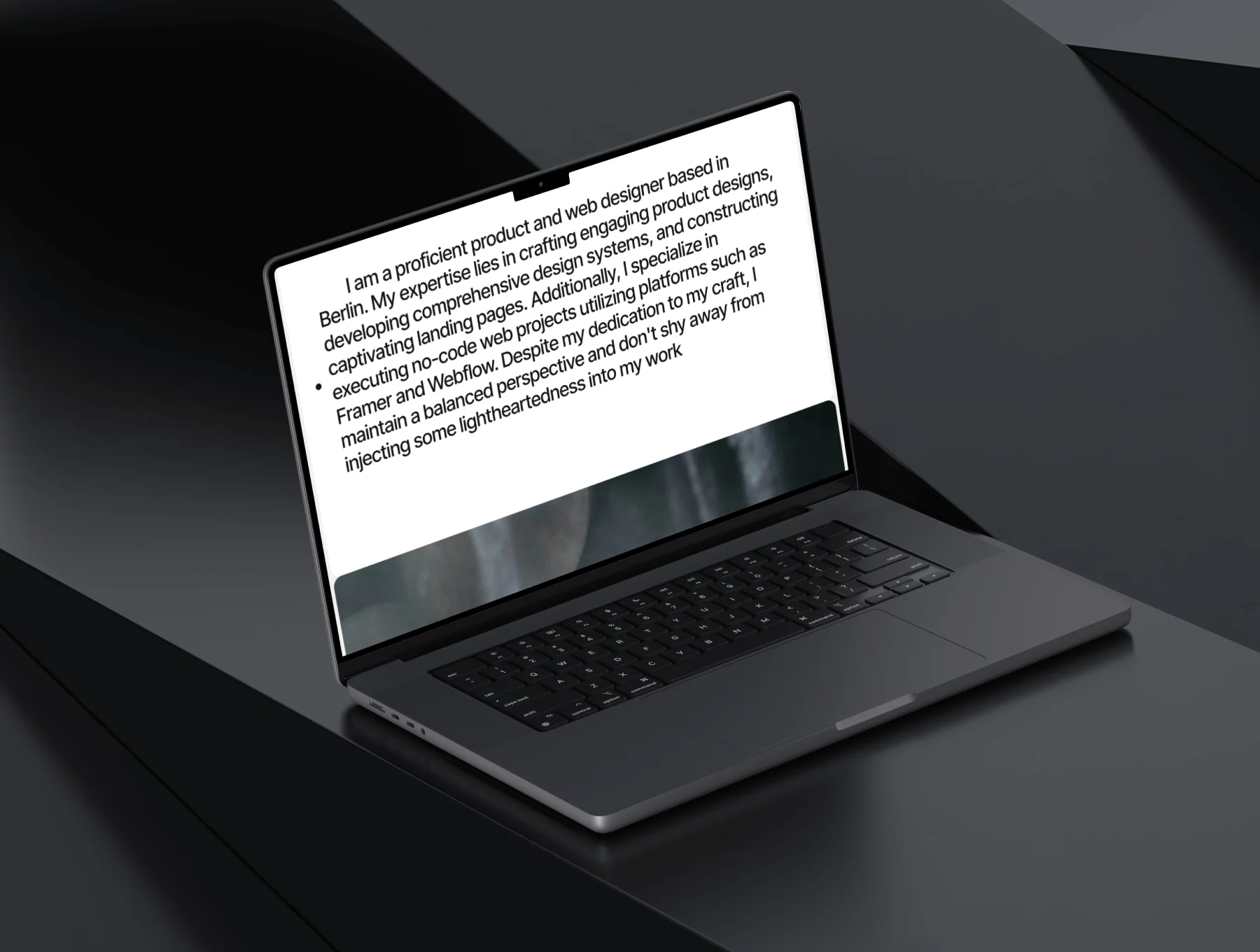 Creativo Photographer Portfolio Template 4