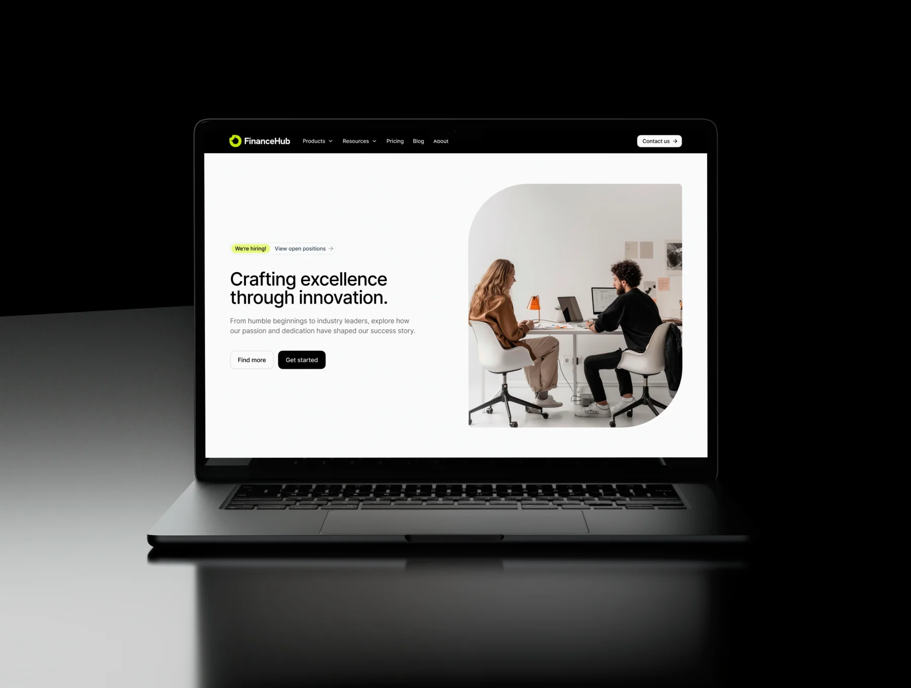 FinanceHub - Framer Template 2