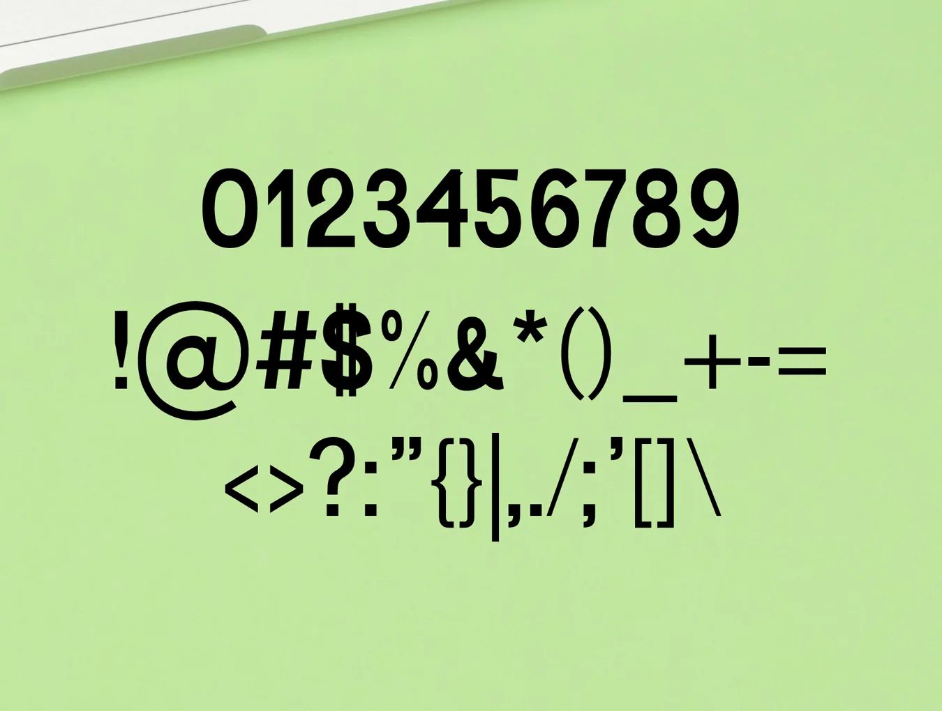 Fonzy Minimal Font Family 4
