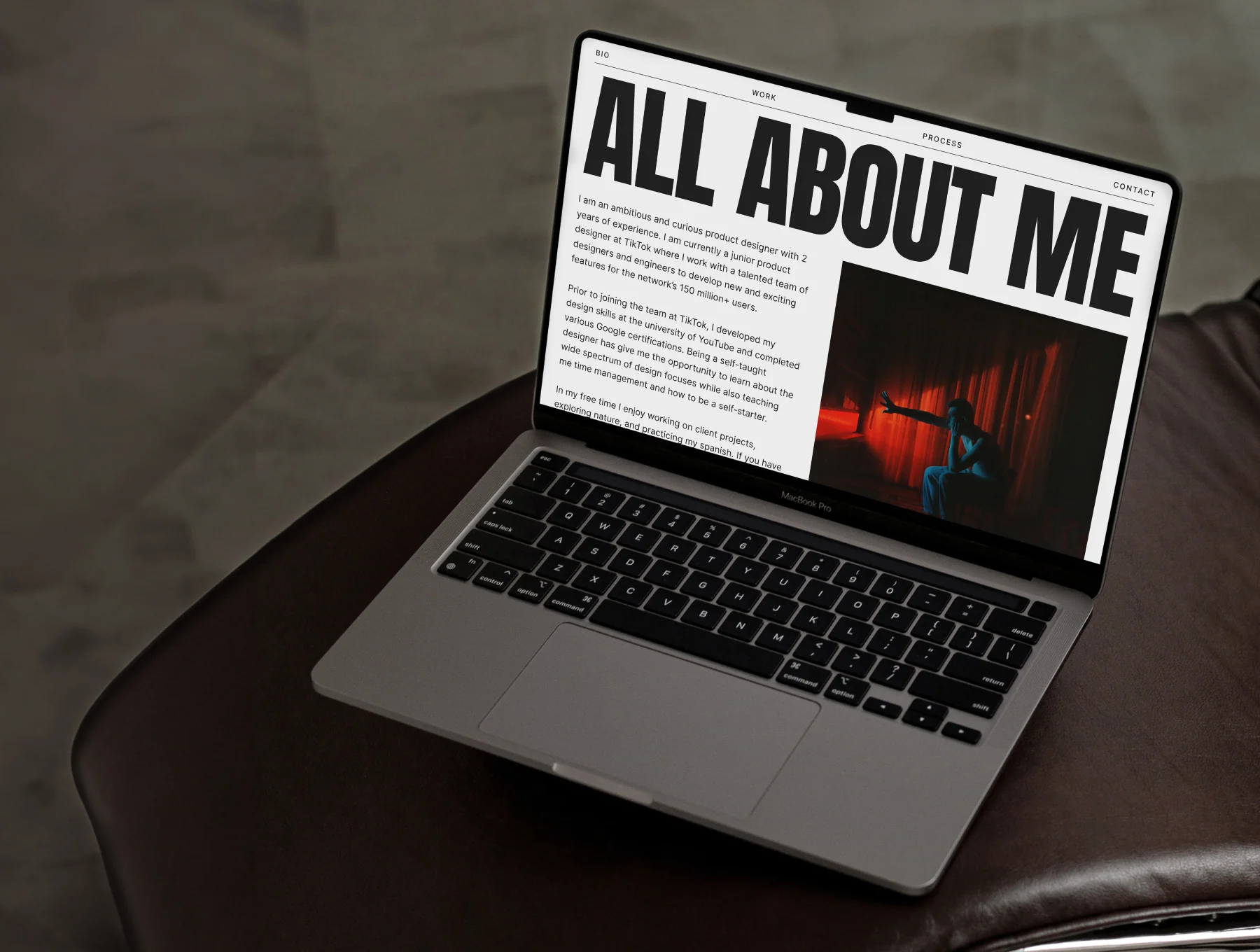 Front Page - Portfolio Website Framer  Template 4